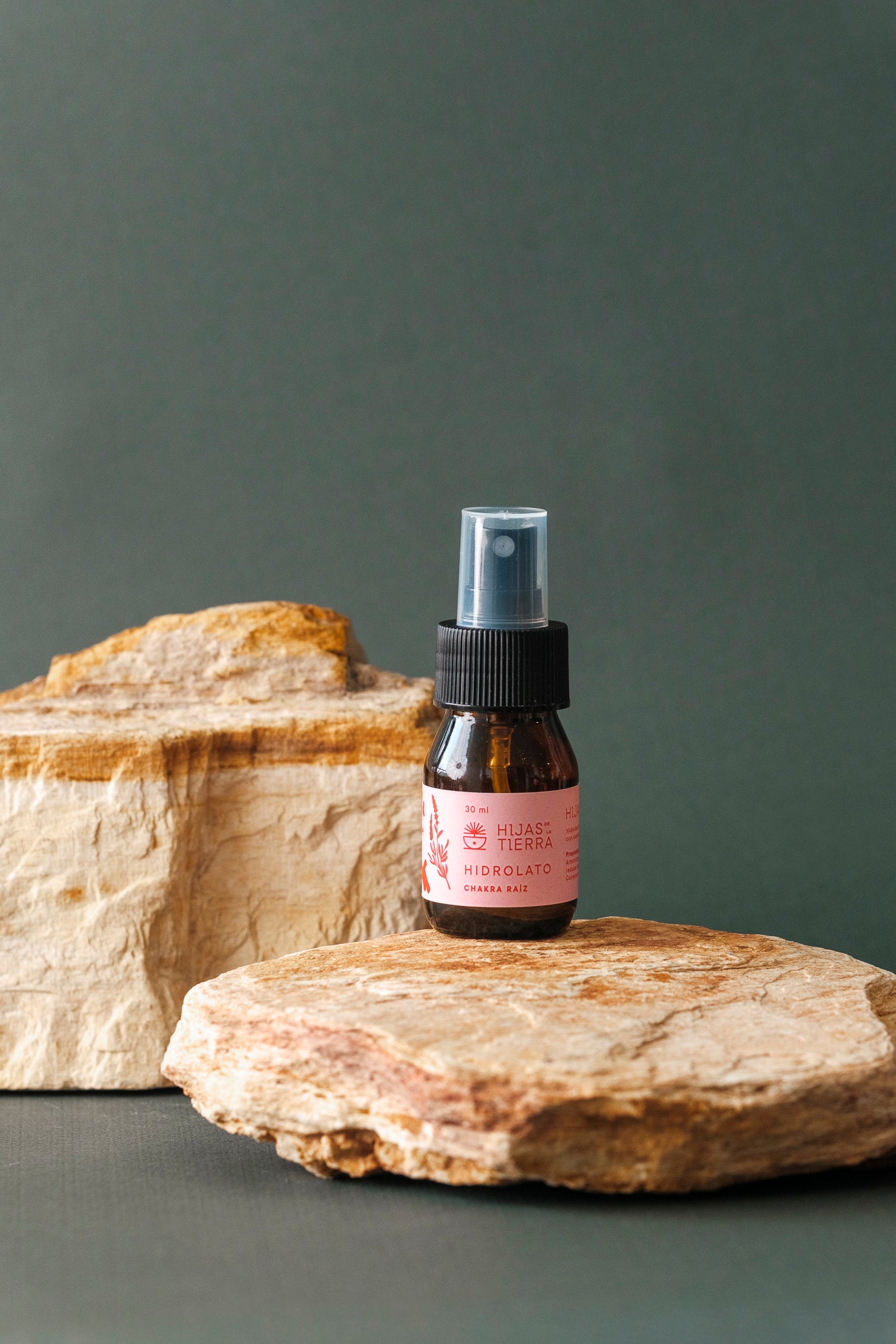 hidrolato-chakra-raiz-viajero